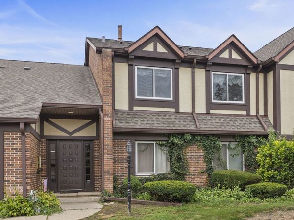407 Ramblewood Drive , Unit D, Glen Ellyn, IL 60137