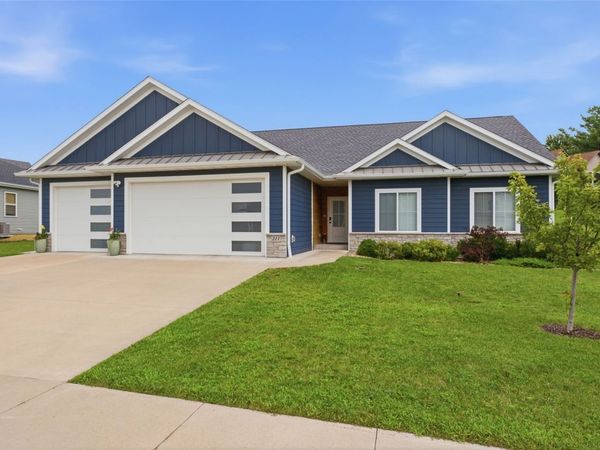 211 Dawson , West Branch, IA 52358