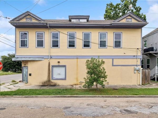 2762 ORLEANS Avenue , New Orleans, LA 70119