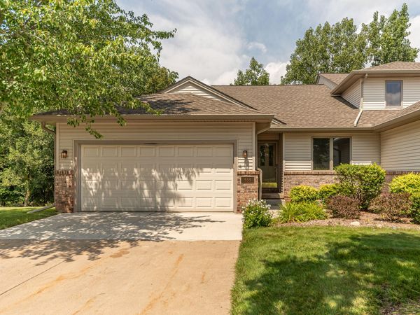 535 Sycamore Circle, Saline, MI 48176