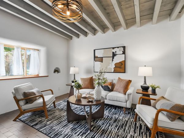 814 Dunlap Street , Santa Fe, NM 87501
