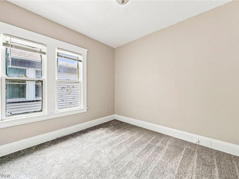 9704 Yale Avenue , Cleveland, OH 44108 Photo 14
