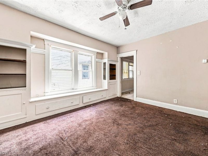 9704 Yale Avenue , Cleveland, OH 44108 Photo 20