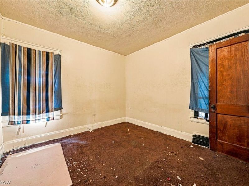 9704 Yale Avenue , Cleveland, OH 44108 Photo 25