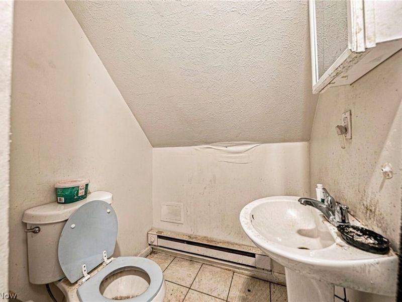 9704 Yale Avenue , Cleveland, OH 44108 Photo 29