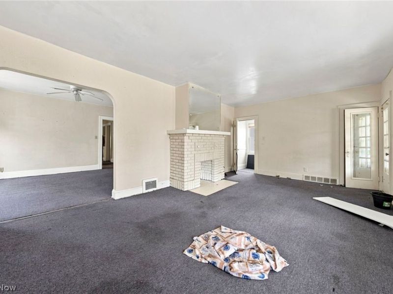 11413 Whitmore Avenue , Cleveland, OH 44108 Photo 16