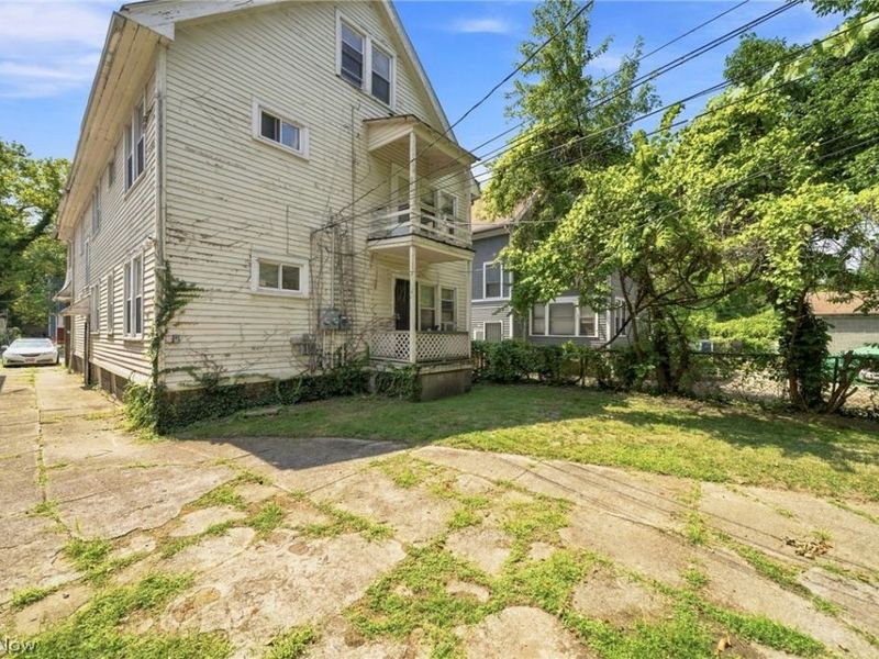 11413 Whitmore Avenue , Cleveland, OH 44108 Photo 4