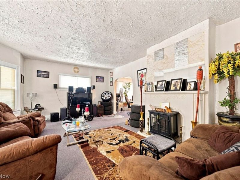 11413 Whitmore Avenue , Cleveland, OH 44108 Photo 5