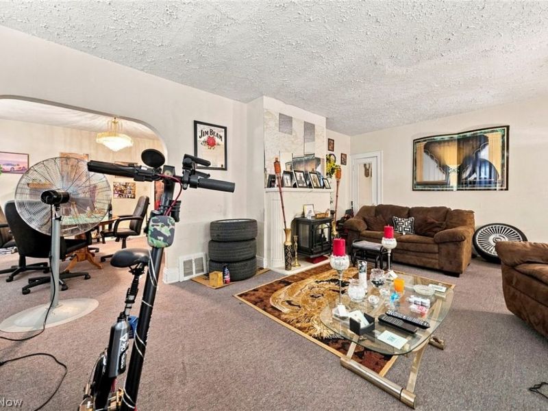 11413 Whitmore Avenue , Cleveland, OH 44108 Photo 6