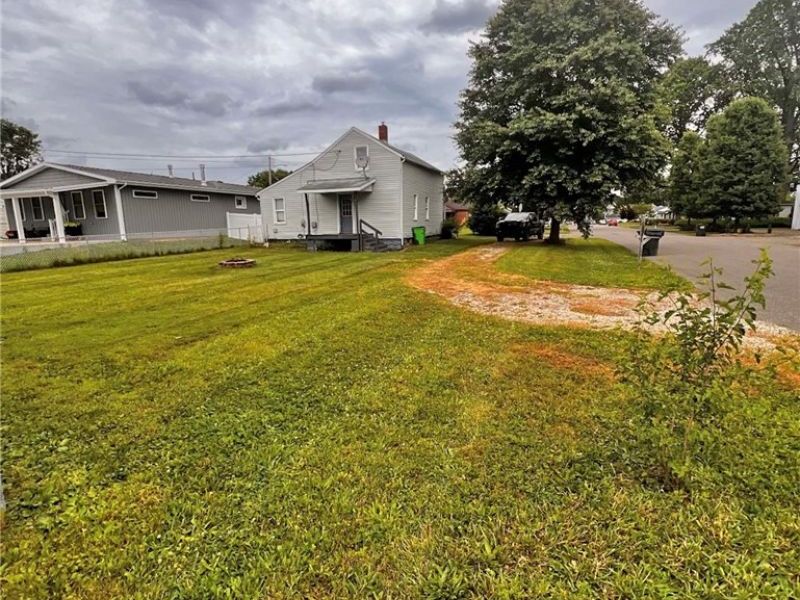 1100 Oak Street , Dover, OH 44622 Photo 2