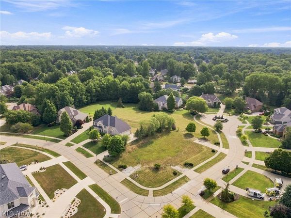 2431 Cornerstone , Westlake, OH 44145