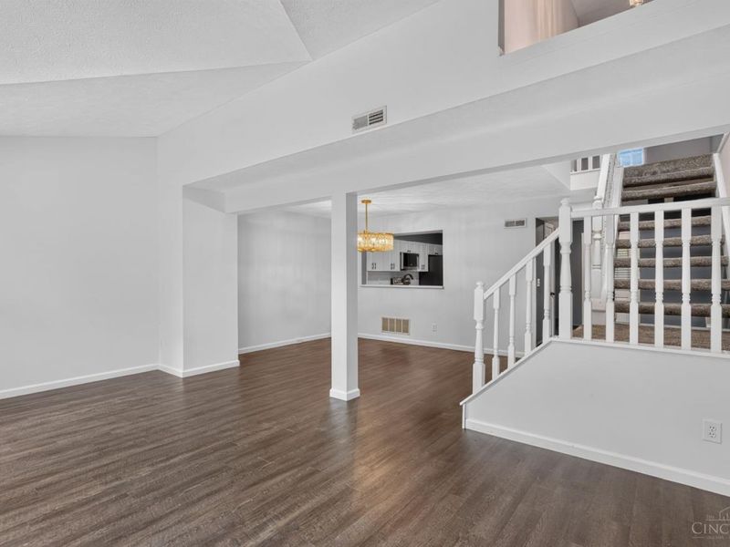 3874 Vineyard Green Drive, Unit 17B, Union Twp, OH 45255 Photo 11