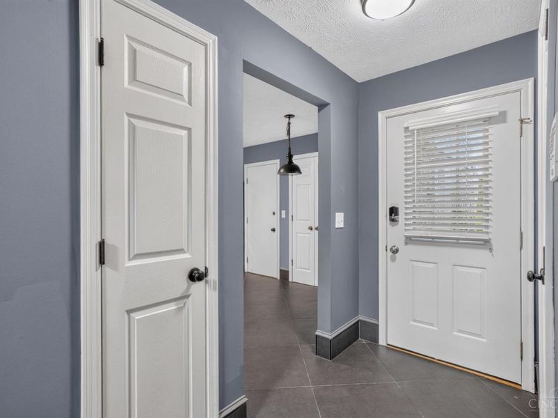 3874 Vineyard Green Drive, Unit 17B, Union Twp, OH 45255 Photo 4