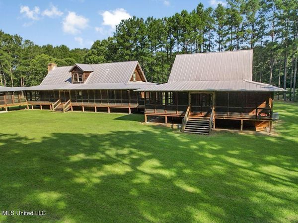 1163 John Amacker Road, Poplarville, MS 39470