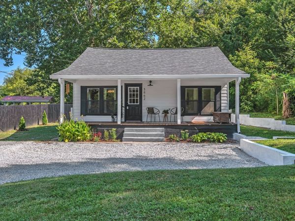 3862 Johnson Hollow Rd , Thompsons Station, TN 37179
