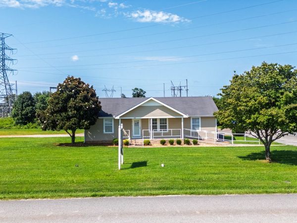 1489 Decherd Estill Rd, Decherd, TN 37324