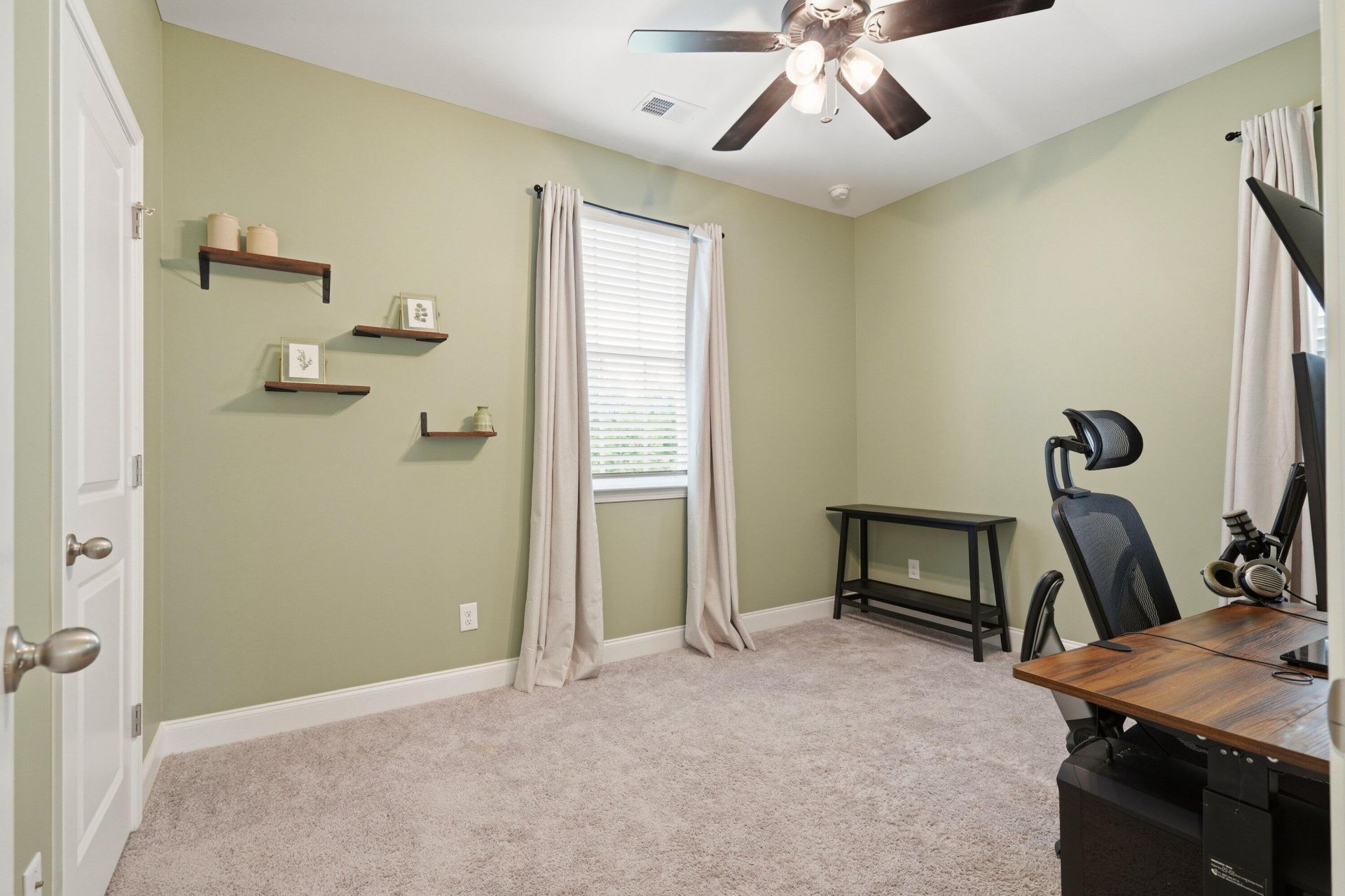 1604 Twin Rivers Drive Photo 19