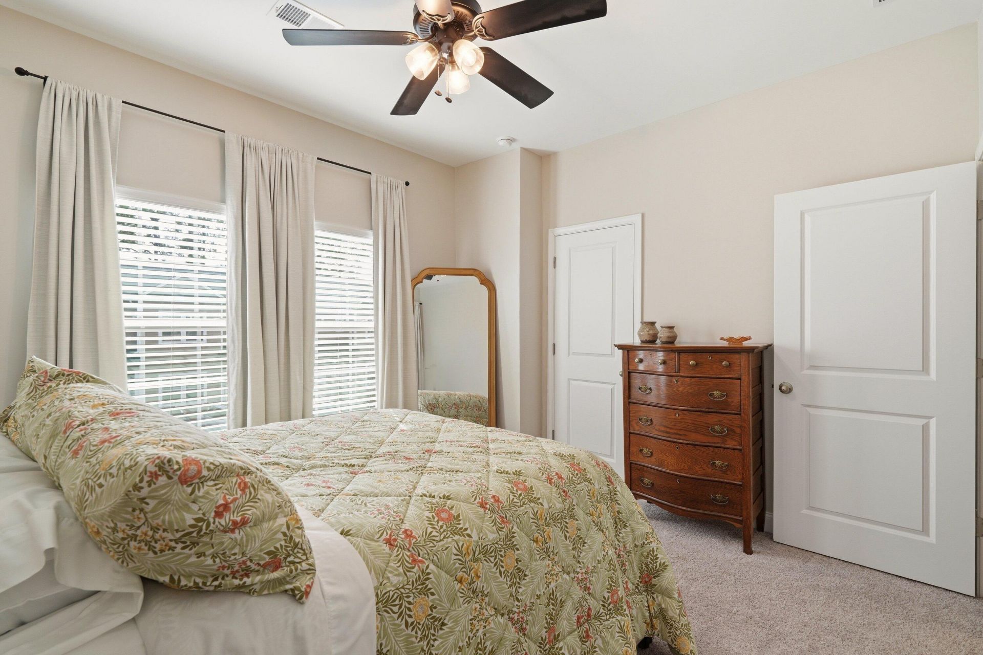 1604 Twin Rivers Drive Photo 22