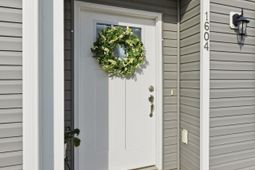 1604 Twin Rivers Drive photo 4