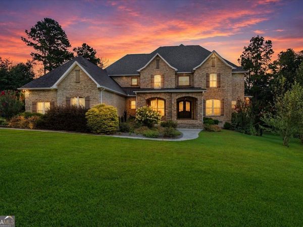 223 Yale Circle, Bonaire, GA 31005