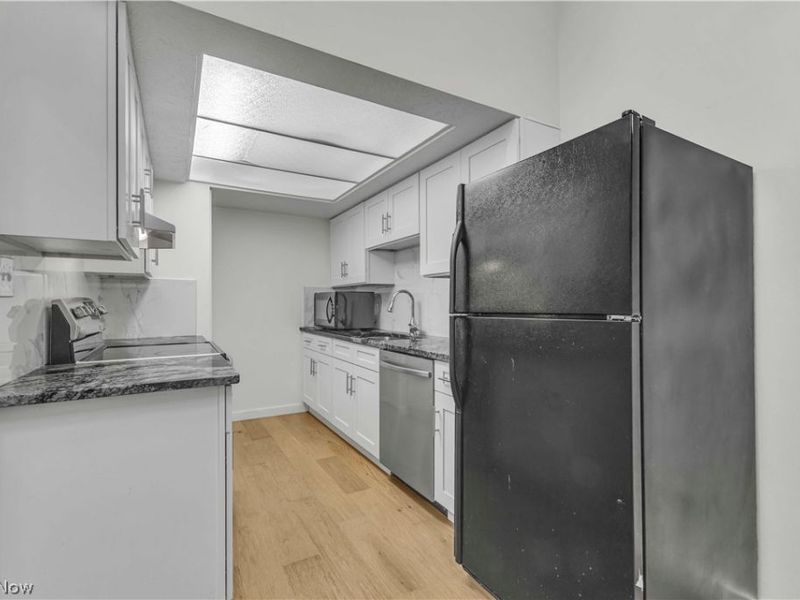 2999 S Bay Drive, Unit F8, Westlake, OH 44145 Photo 11