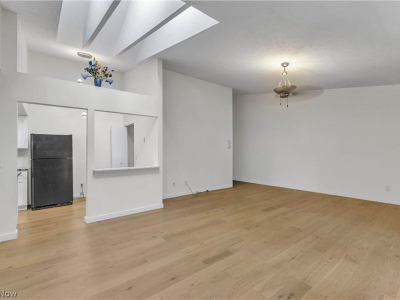 2999 S Bay Drive, Unit F8, Westlake, OH 44145 Photo 5