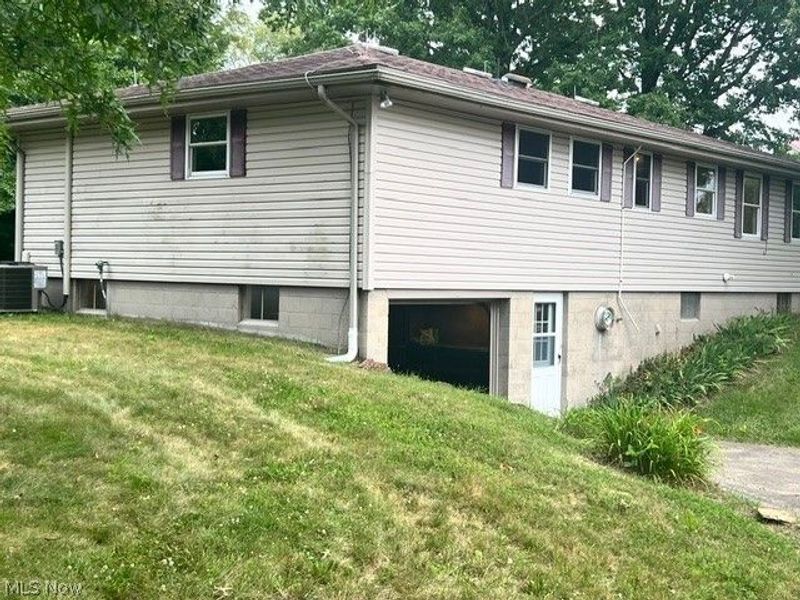 66121 Richwood Drive , Saint Clairsville, OH 43950 Photo 2