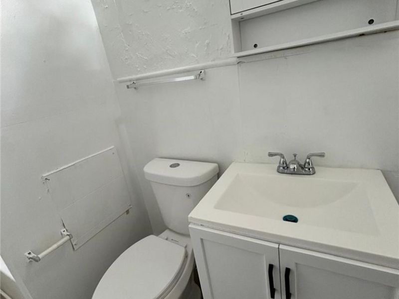 3654 E 53rd Street , Unit 2, Cleveland, OH 44105 Photo 9