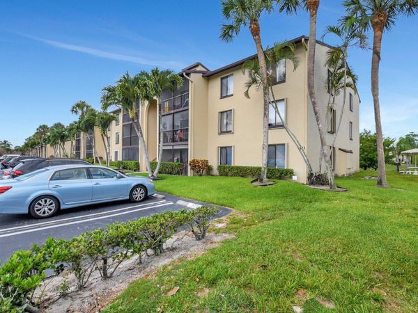 616 SEA PINE Way, Unit C2, Greenacres, FL 33415