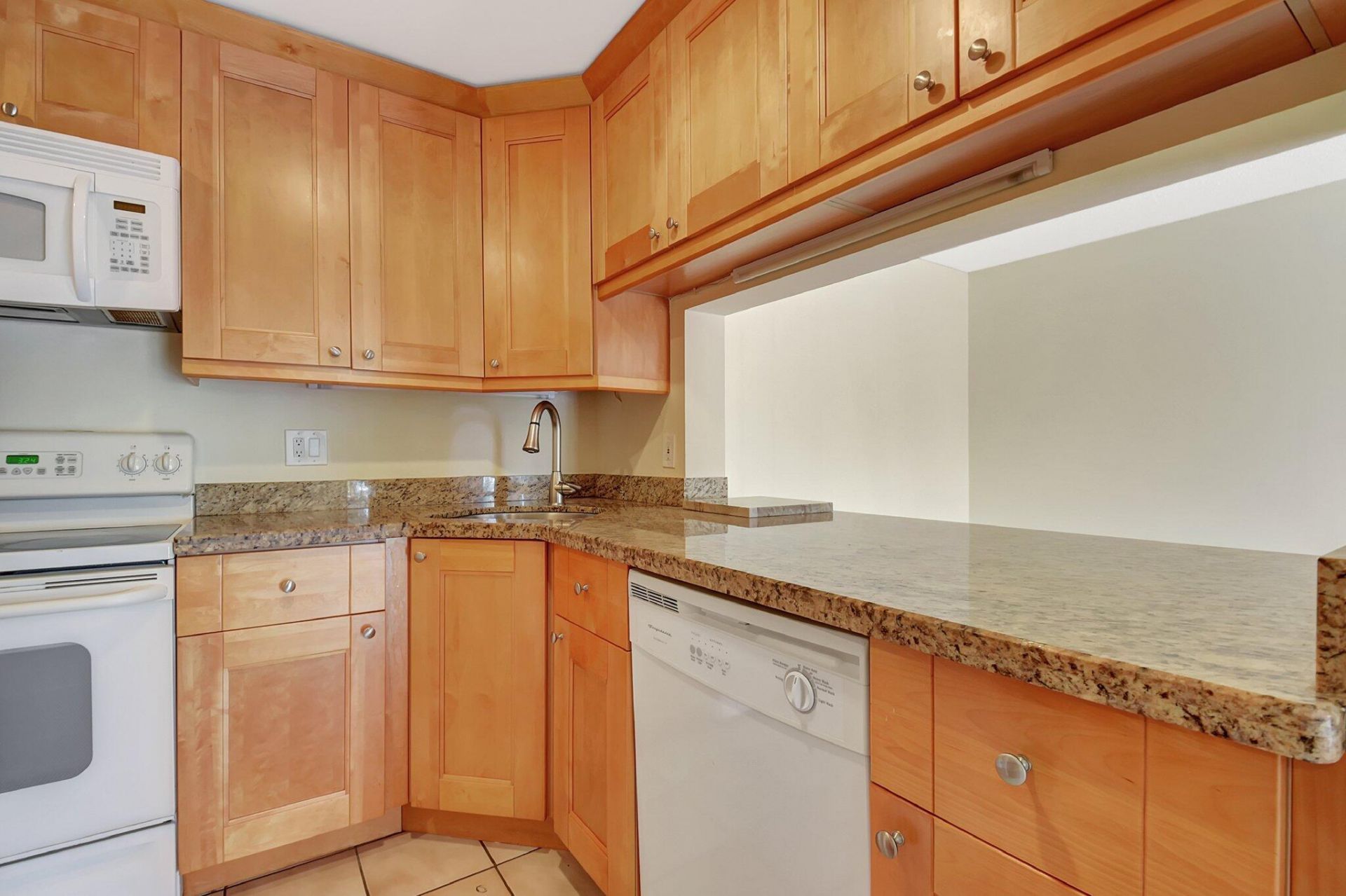 616 Sea Pine Way, Unit C2, Greenacres, FL 33415 Photo