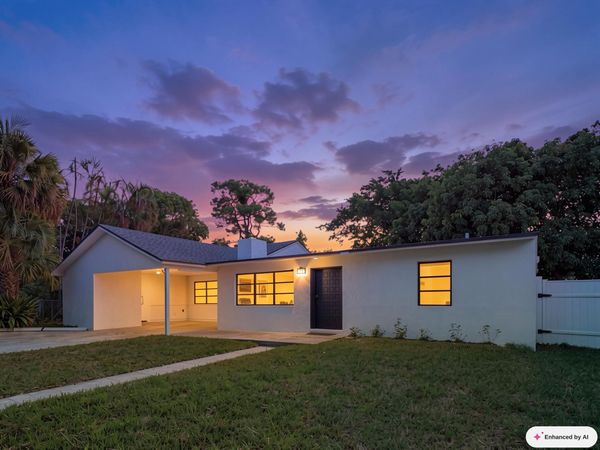 6700 Forest Court, West Palm Beach, FL 33405