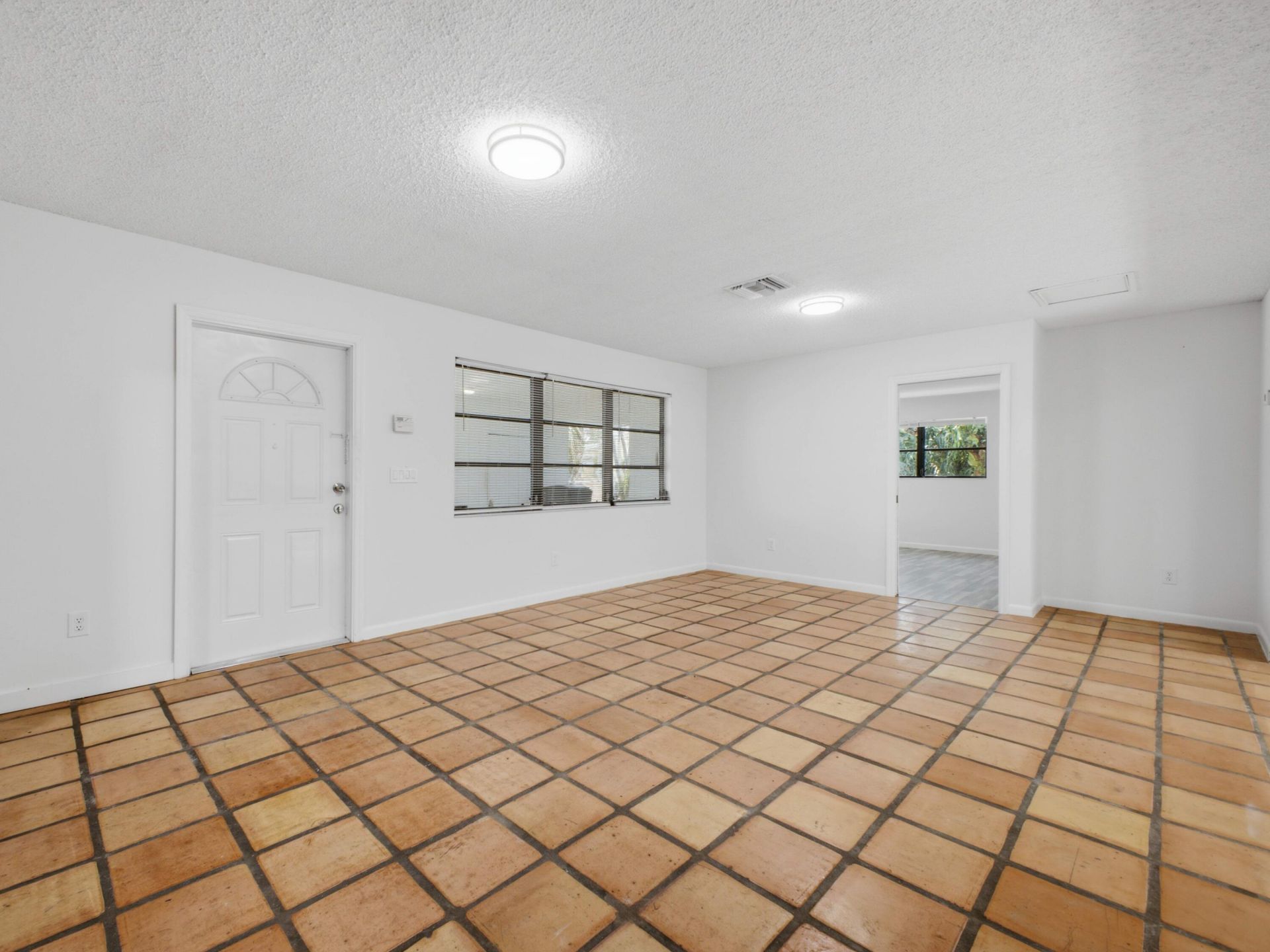 6700 Forest Court, West Palm Beach, FL 33405 Photo