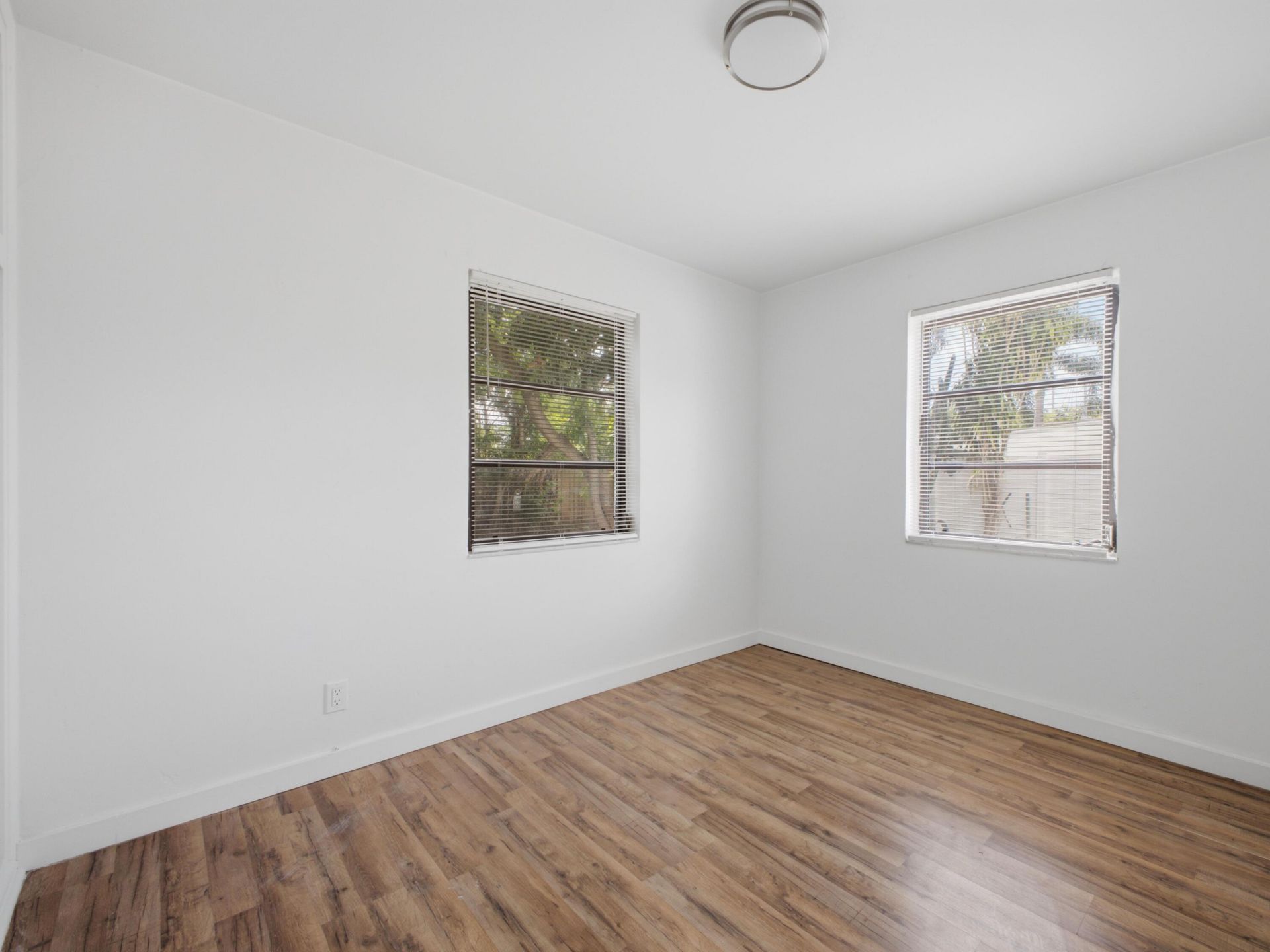 6700 Forest Court, West Palm Beach, FL 33405 Photo