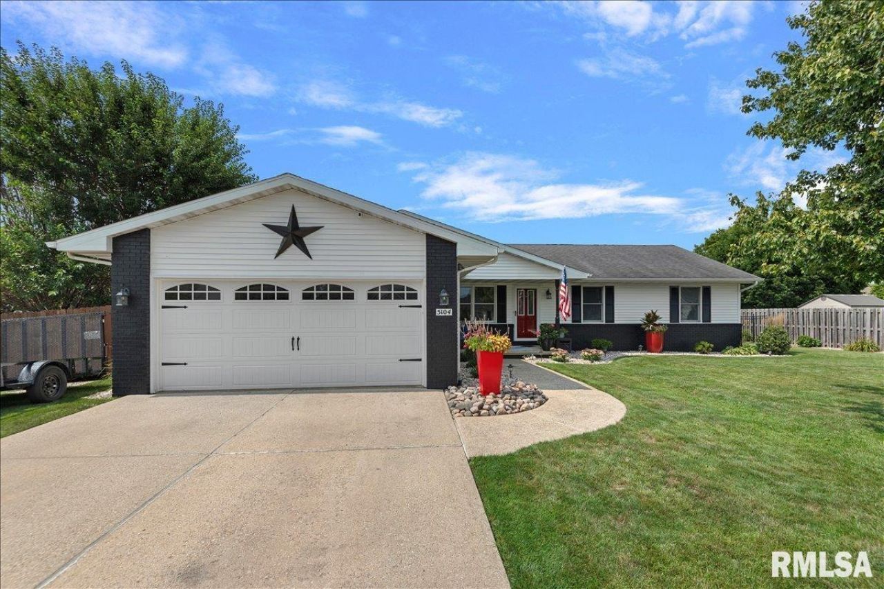 5104 Dove Drive, Springfield, IL 62711 Main Photo