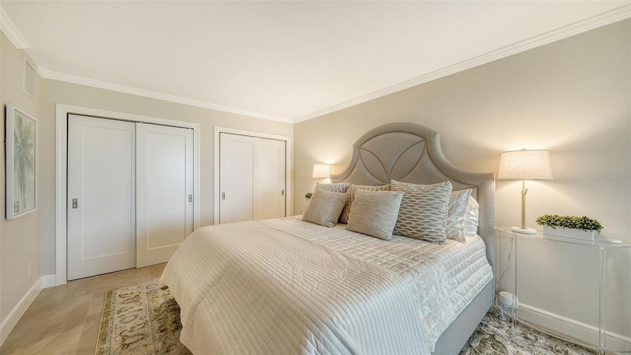 2425 Gulf Of Mexico Drive, Unit 1B, Longboat Key, FL 34228 Photo