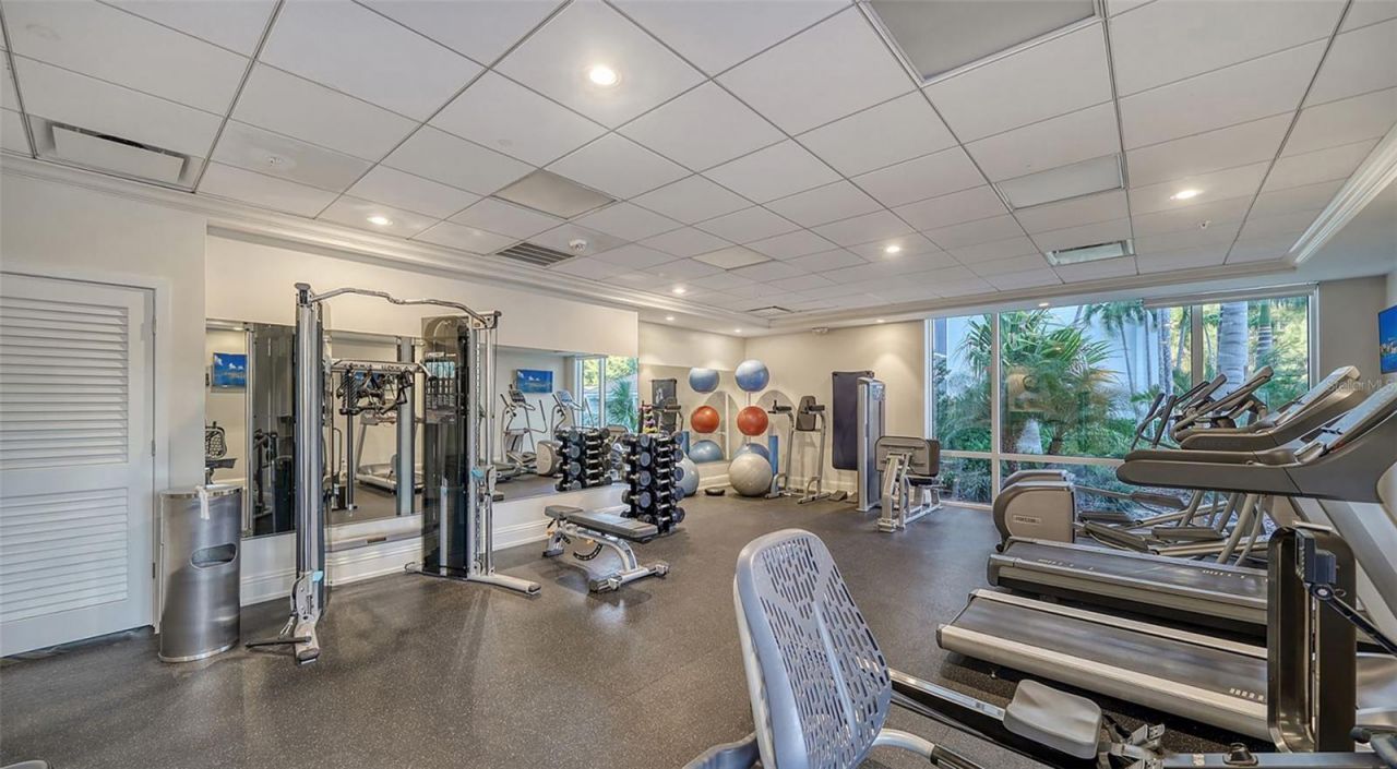 2425 Gulf Of Mexico Drive, Unit 1B, Longboat Key, FL 34228 Photo