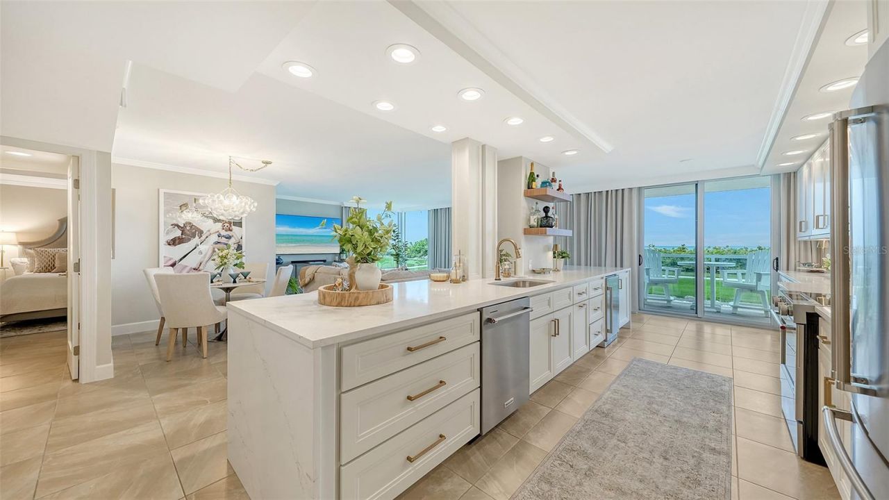 2425 Gulf Of Mexico Drive, Unit 1B, Longboat Key, FL 34228 Photo