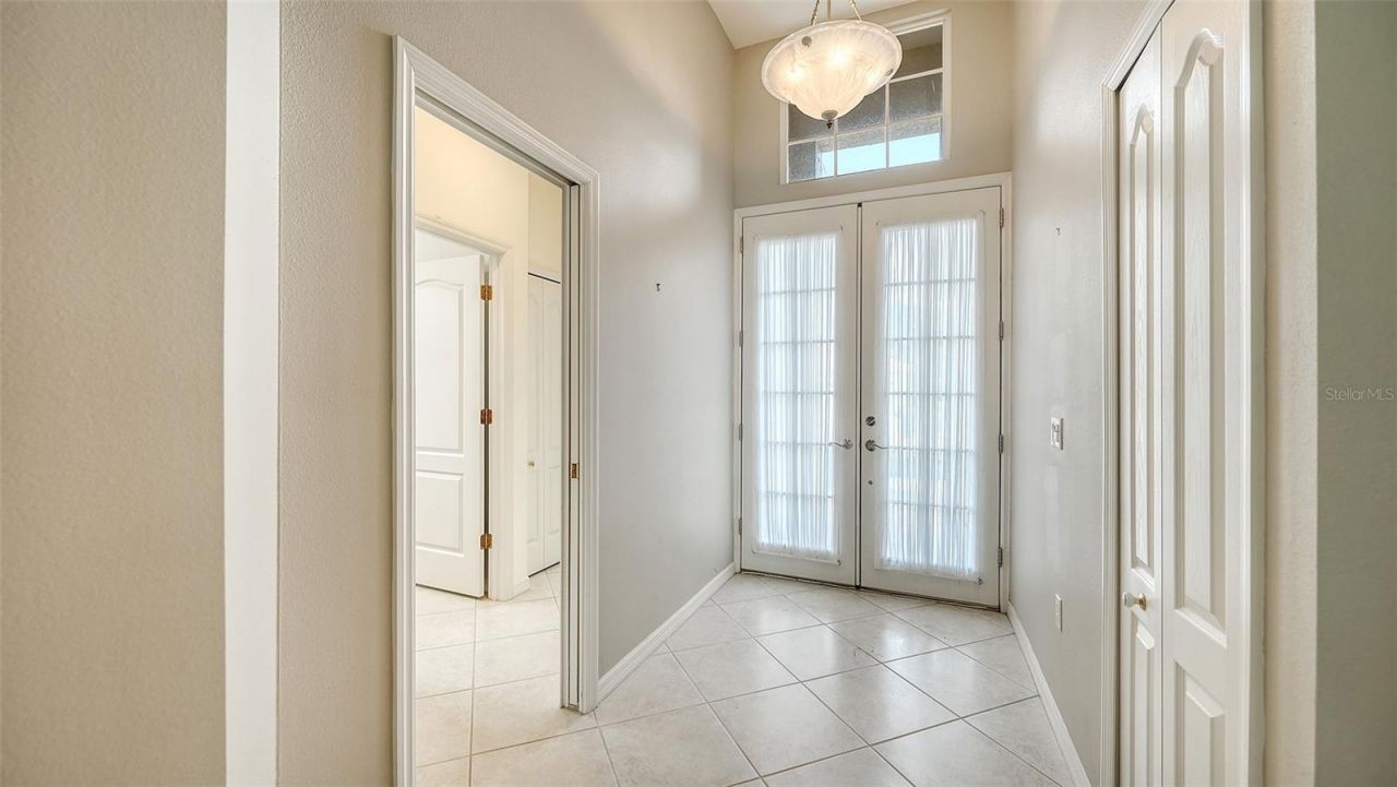8224 Nice Way, Sarasota, FL 34238 Photo