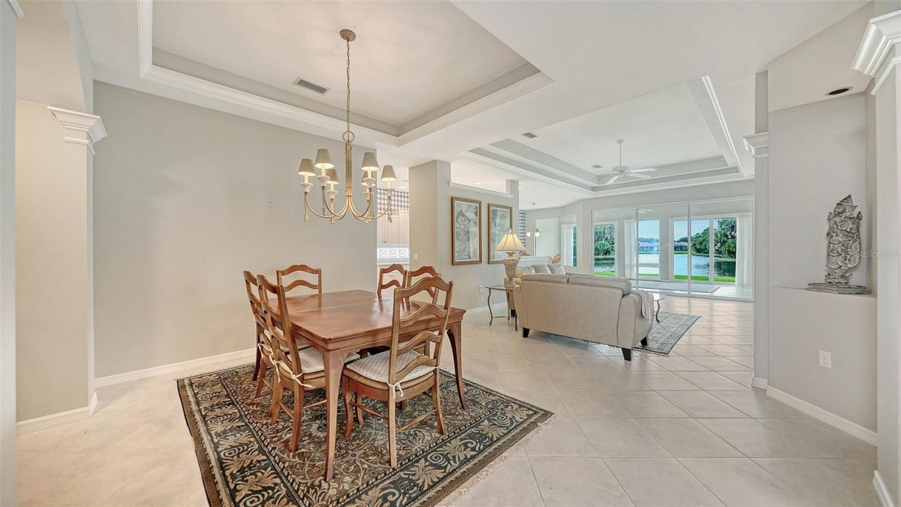 8224 Nice Way, Sarasota, FL 34238 Photo