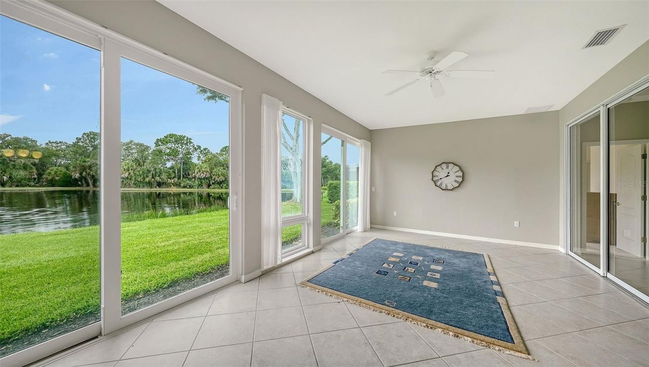 8224 Nice Way, Sarasota, FL 34238 Photo