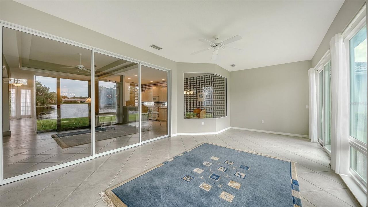 8224 Nice Way, Sarasota, FL 34238 Photo