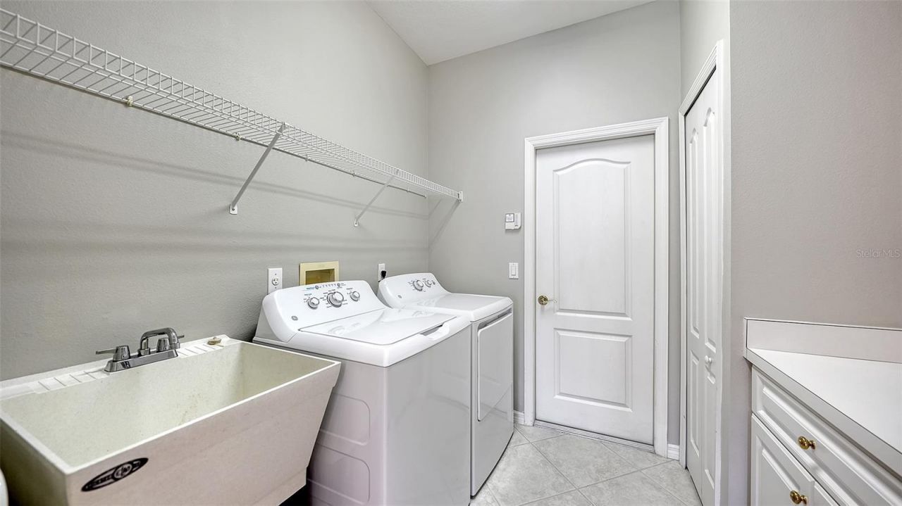 8224 Nice Way, Sarasota, FL 34238 Photo