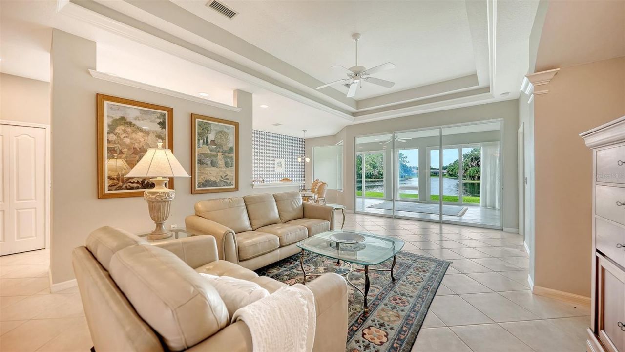8224 Nice Way, Sarasota, FL 34238 Photo