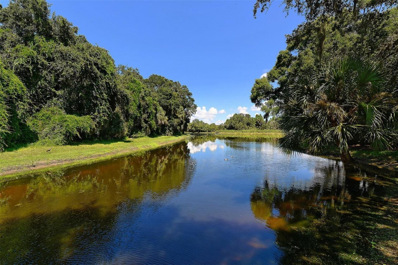 8224 Nice Way, Sarasota, FL 34238 Photo