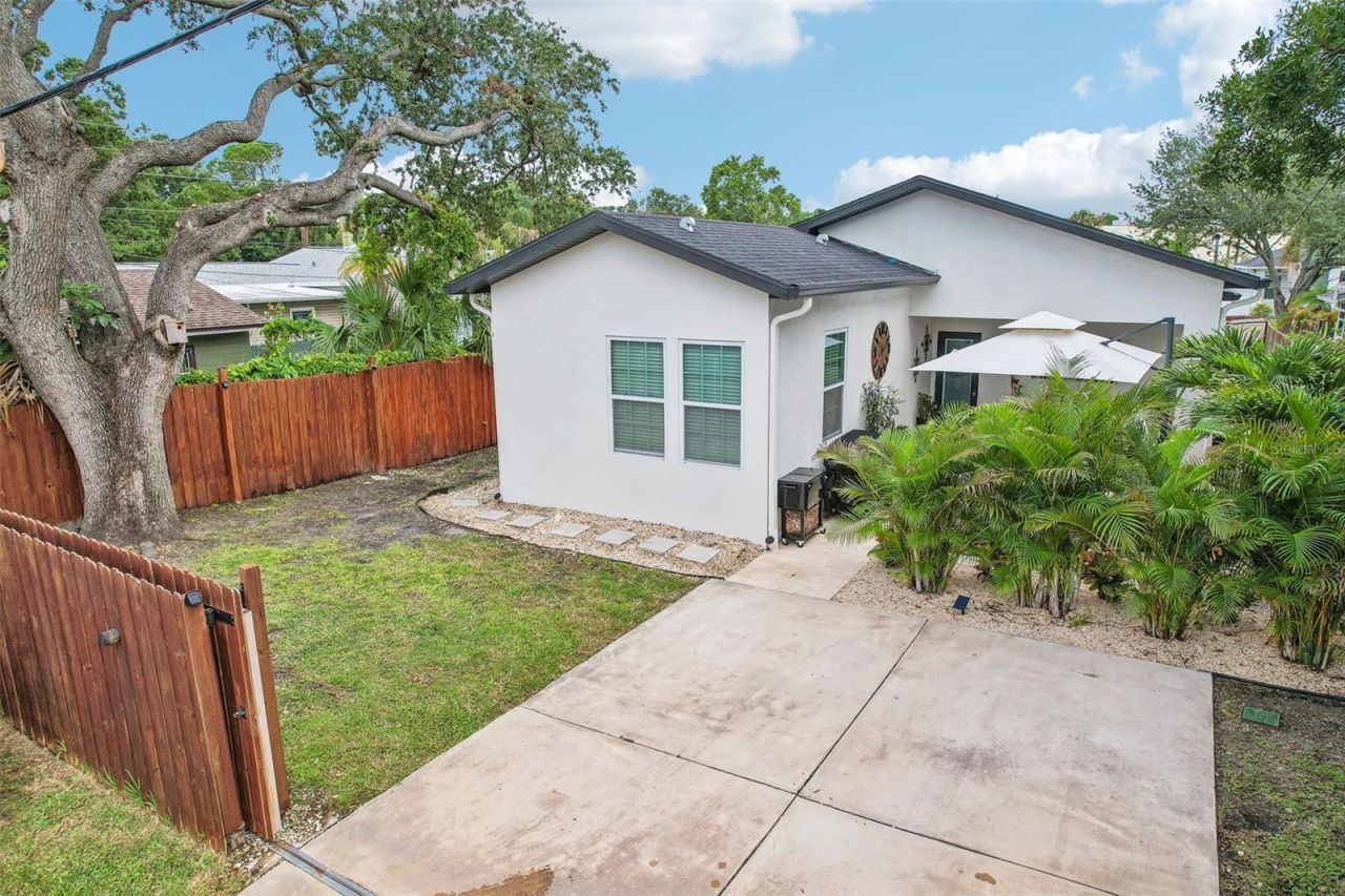 472 36th Avenue N, Saint Petersburg, FL 33704 Photo