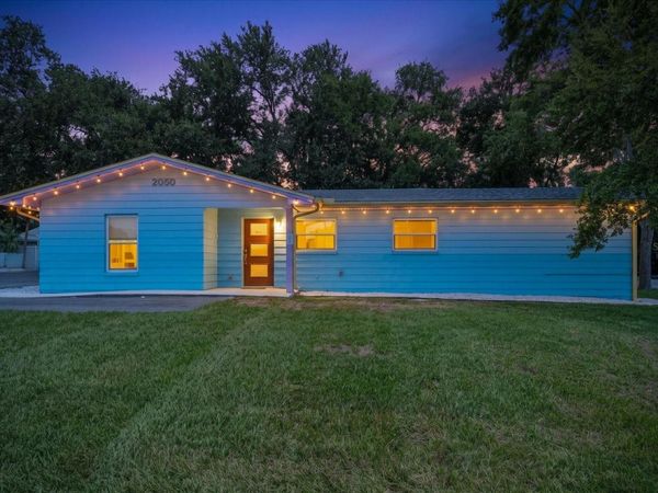 2050 W BAY DRIVE , LARGO, FL 33770