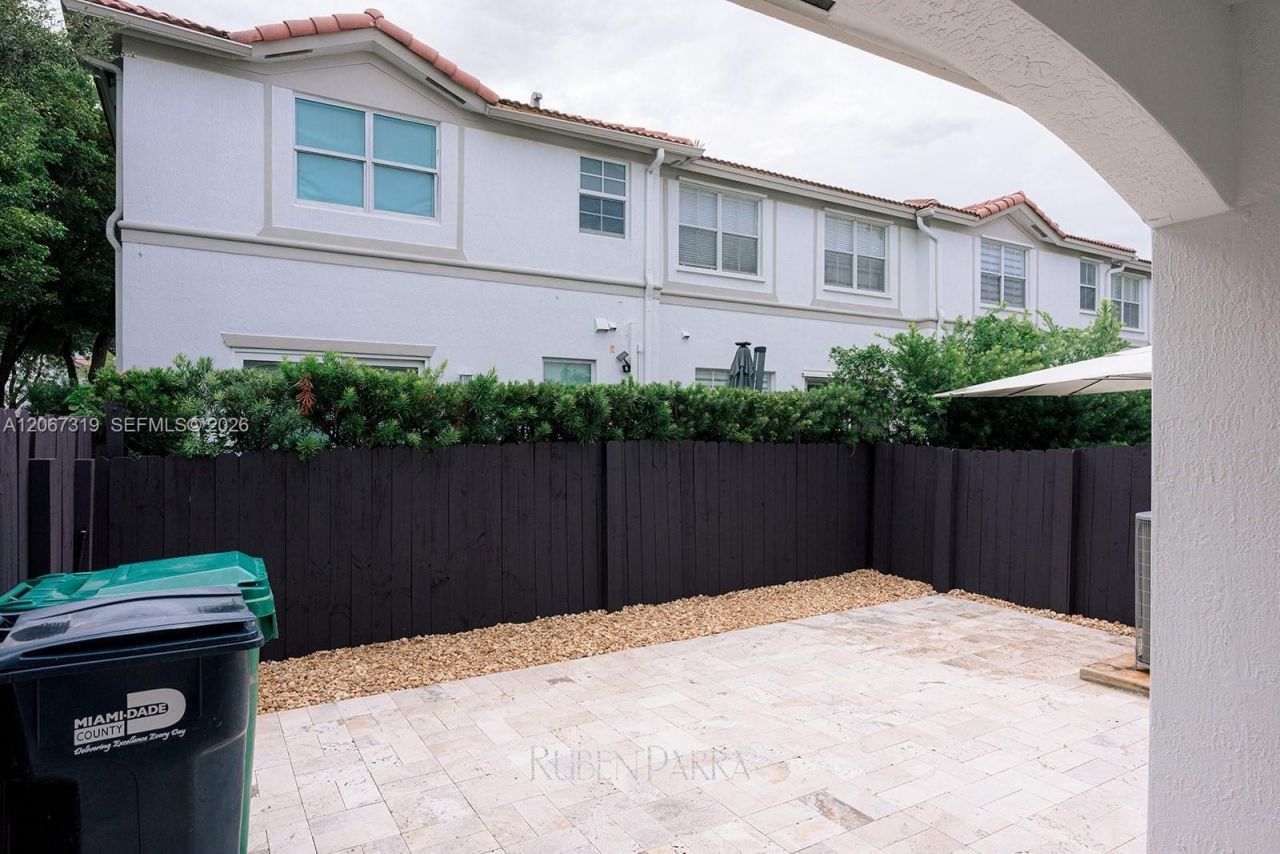 8167 NW 108th Ct, Unit ., Doral, FL 33178 Photo