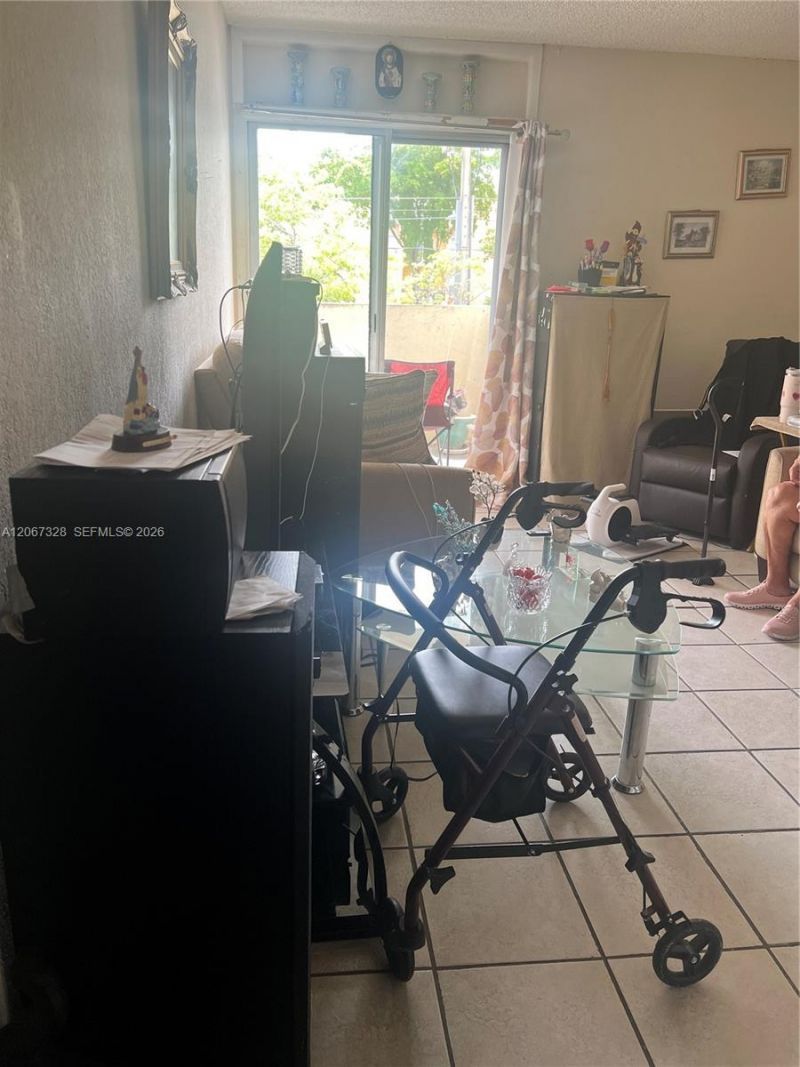 801 NW 47th Ave , Unit 216W, Miami, FL 33126 Photo