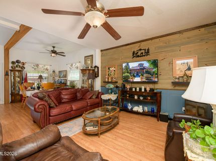 33 N West Street, Yerington, NV 89447 Photo
