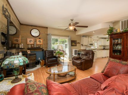33 N West Street, Yerington, NV 89447 Photo